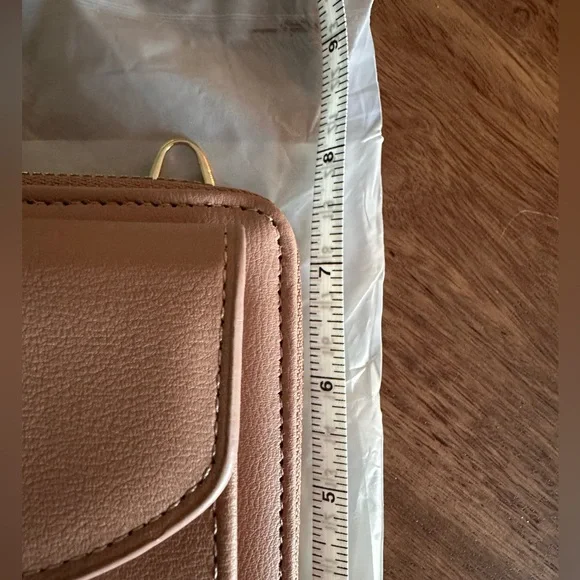 Selena The Label crossbody bag pink phone pocket money/change credit card pocket - Picture 7 of 16